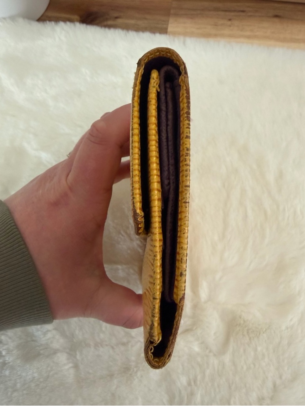 Louis Vuitton Yellow Epi  Wallet Clutch - Picture 6 of 13